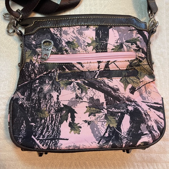 Montana west crossbody purse pink camo with cross nwot faux stones tourquoise - Picture 3 of 7